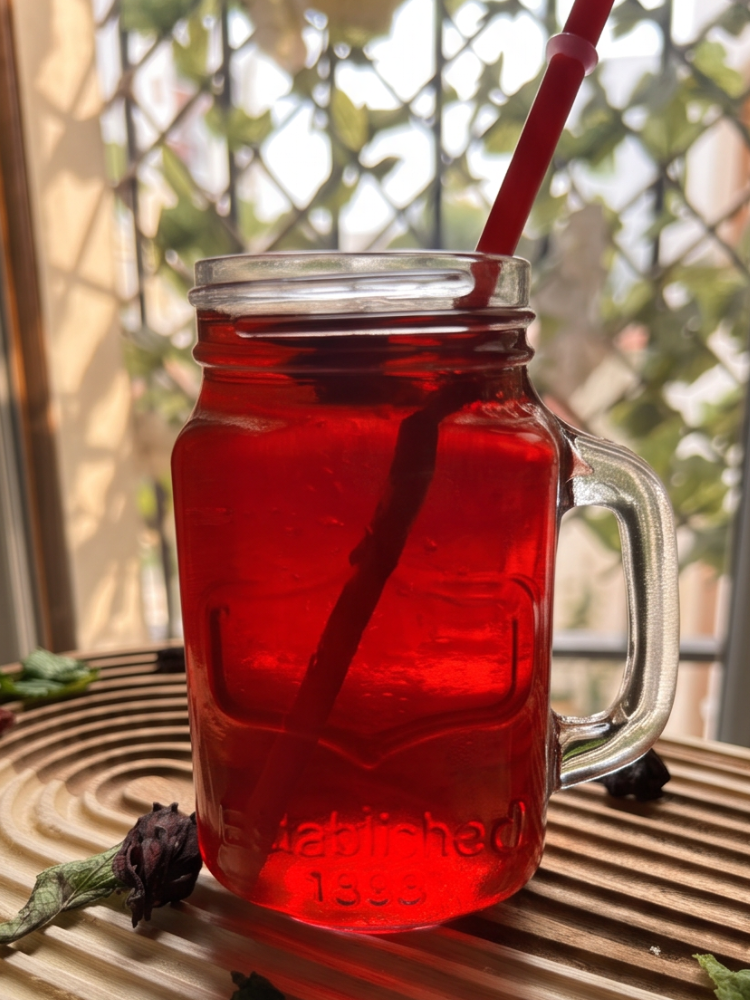 BISSAP (Hibiscus-Menthe) Nos Infusions Des Infusions Africaines Inspirées des Traditions Ancestrales BISSAP (Hibiscus-Menthe) Nos Infusions Des Infusions Africaines Inspirées des Traditions Ancestrales